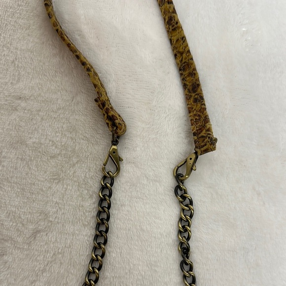 HOBO International Snakeskin Crossbody/ wristlet Bag - Picture 13 of 14